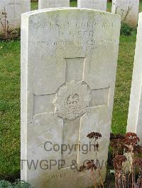 Bagneux British Cemetery Gezaincourt - Webb, Harry