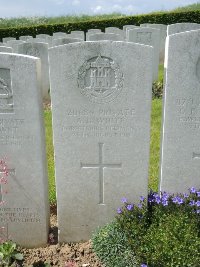 Bagneux British Cemetery Gezaincourt - White, Arthur Gordon