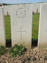 Bagneux British Cemetery Gezaincourt - Whitehead, David Anderson