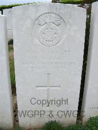 Bagneux British Cemetery Gezaincourt - Wright, W