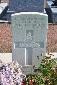 Vimy Communal Cemetery Farbus - Hughes, Harold