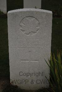 Vimy Communal Cemetery Farbus - Laws, James Albert