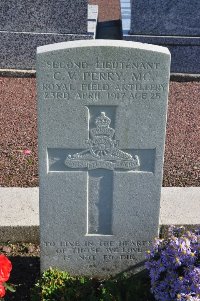 Vimy Communal Cemetery Farbus - Perry, Cecil Victor