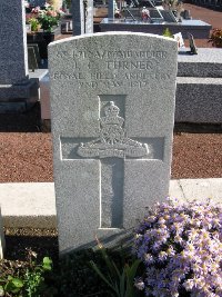 Vimy Communal Cemetery Farbus - Turner, James Clifford