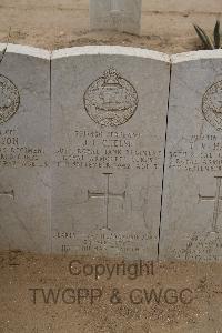 El Alamein War Cemetery - Cheese, John Idris