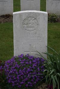 Nine Elms British Cemetery - Miles, Gordon Stanley