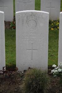 Nine Elms British Cemetery - Morton, George Arthur