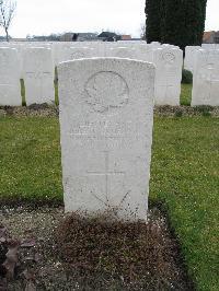 Nine Elms British Cemetery - Muil, Robert James