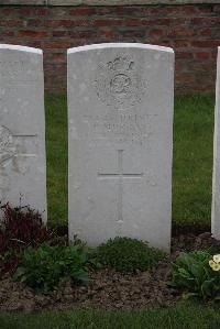 Nine Elms British Cemetery - Murray, P