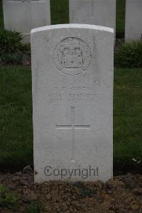 Nine Elms British Cemetery - Owen, J P