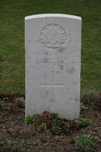 Nine Elms British Cemetery - Quinlan, E J