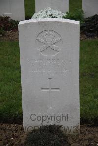 Nine Elms British Cemetery - Ragan, R S T