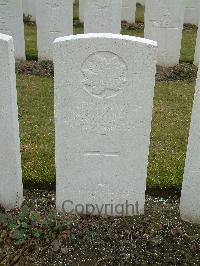 Nine Elms British Cemetery - Randle, Laurence Oliver