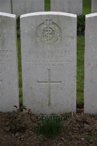 Nine Elms British Cemetery - Read, A S