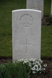 Nine Elms British Cemetery - Riordan, John