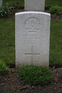 Nine Elms British Cemetery - Roberts, Harry