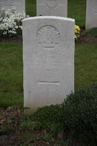 Nine Elms British Cemetery - Russell, R