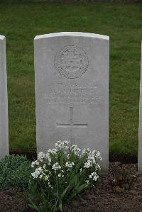 Nine Elms British Cemetery - Saunders, H