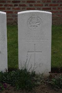 Nine Elms British Cemetery - Scally, T