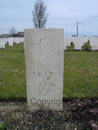 Nine Elms British Cemetery - Schneider, Friedrich