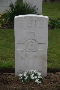 Nine Elms British Cemetery - Scholes, Fred