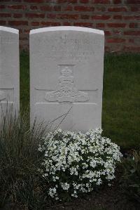 Nine Elms British Cemetery - Smith, Daniel