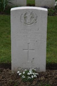 Nine Elms British Cemetery - Smith, Frank Redfern