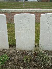 Nine Elms British Cemetery - Smith, H T