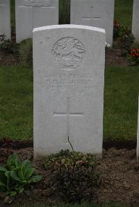 Nine Elms British Cemetery - Soloman, Herbert Harry Stanley