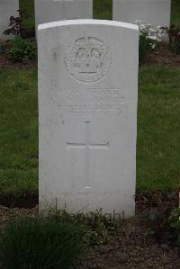 Nine Elms British Cemetery - Stannard, Charles William