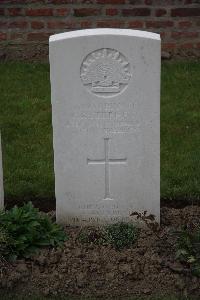 Nine Elms British Cemetery - Stephens, Leslie Rossant