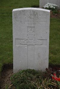 Nine Elms British Cemetery - Tomlinson, H C