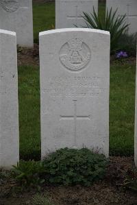 Nine Elms British Cemetery - Turnbull, R A