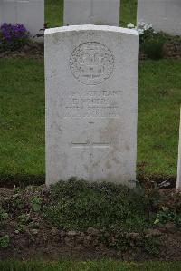 Nine Elms British Cemetery - Whipps, E