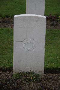 Nine Elms British Cemetery - Wills, Edward John