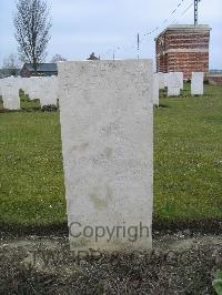 Nine Elms British Cemetery - Zeive, 