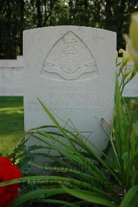 Hyde Park Corner (Royal Berks) Cemetery - Gordon, D