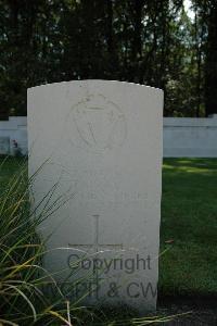 Hyde Park Corner (Royal Berks) Cemetery - Gray, Thomas