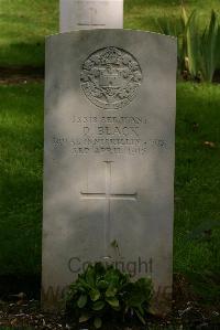 Authuile Military Cemetery - Black, D