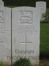 Authuile Military Cemetery - Boothman, A