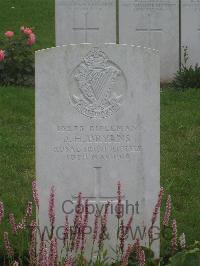 Authuile Military Cemetery - Bryans, J H