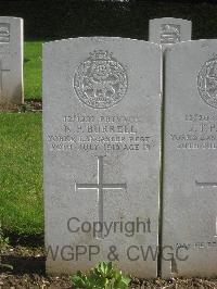 Authuile Military Cemetery - Burrell, N P