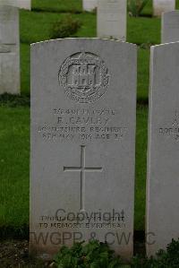 Authuile Military Cemetery - Cavley, R