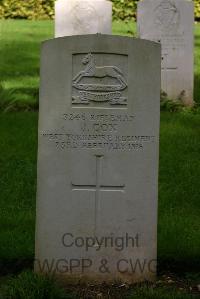 Authuile Military Cemetery - Cox, J