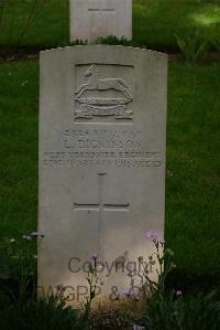 Authuile Military Cemetery - Dickinson, Leonard