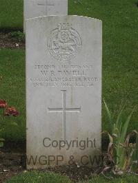 Authuile Military Cemetery - Favell, William Reginald