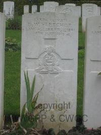 Authuile Military Cemetery - Fletcher, D W