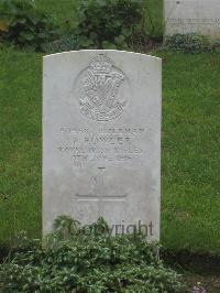 Authuile Military Cemetery - Fowler, J