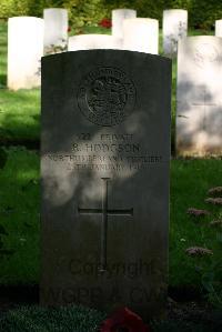 Authuile Military Cemetery - Hodgson, R