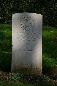 Authuile Military Cemetery - Keay, R R